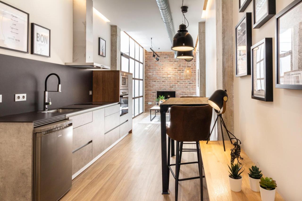 Huelin Suites Malaga Ngoại thất bức ảnh